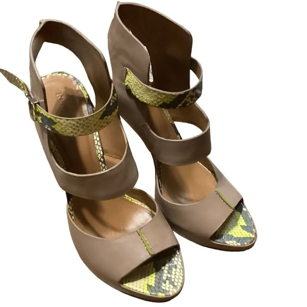 Rachel Roy Devyn Snake-Print Strappy Sandal Taupe/Lime Sz 7.5